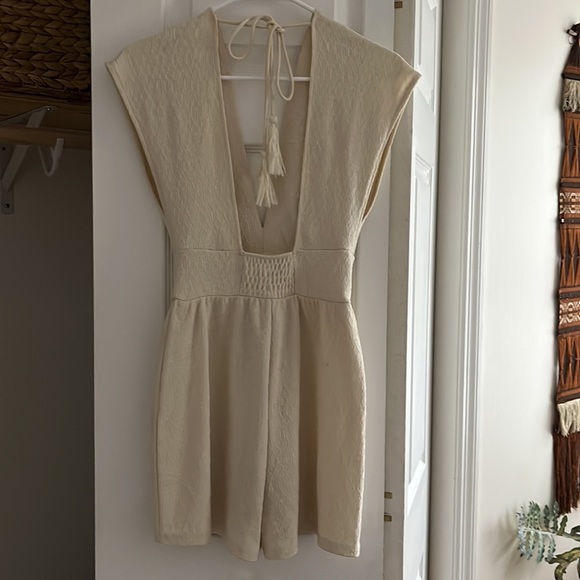 Zara Cream Romper - Picture 2 of 6